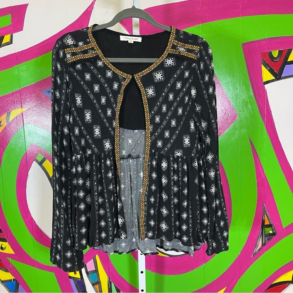 Living Doll, Black Patterned Women's Top. Size 1(Similar to a XS/S).